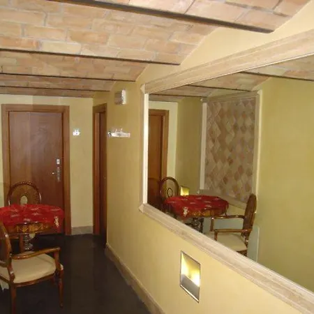 Mari 2 Hotel
