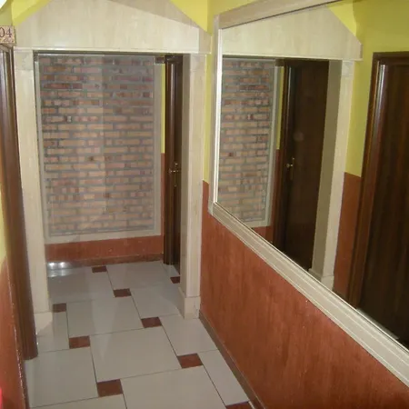 Hotel Mari 2 2*